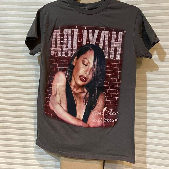 Aaliyah Tops - Aaliyah "More Than a Woman" Graphic‎ Print T-shirt Women's: Small